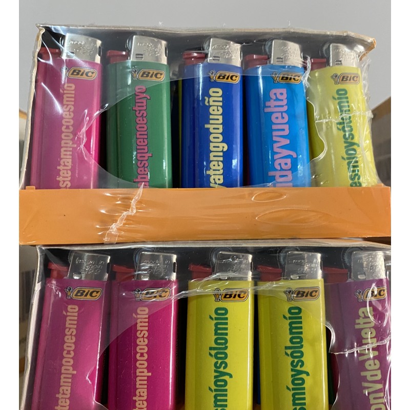Mecheros Minibic  hastag 50 encendedores. Nuevos.