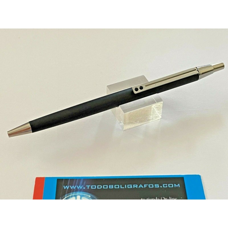 BOLÍGRAFO INOXCROM 2001- LACA NEGRA MATE CT . NUEVO A ESTRENAR.