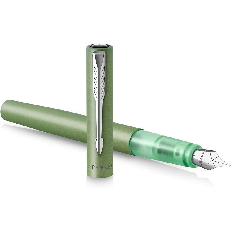Parker Vector XL pluma estilografica en color verde metalizada. en funda terciopelo.