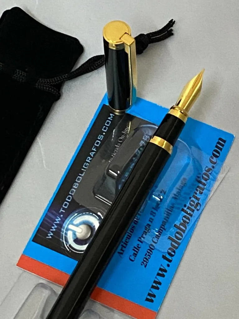 Inoxcrom Andreas 1ª Generacion pluma estilografica  - Laca negra, GT.  + funda negra.