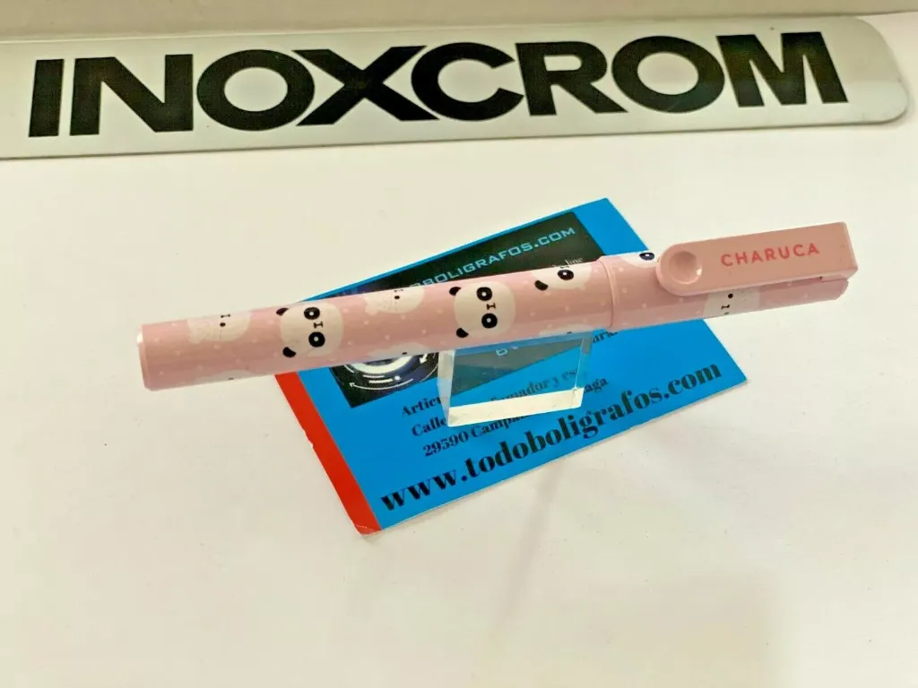 Pluma Estilografica Inoxcrom Charuca Ositos , en bolsa organza Inoxcrom.